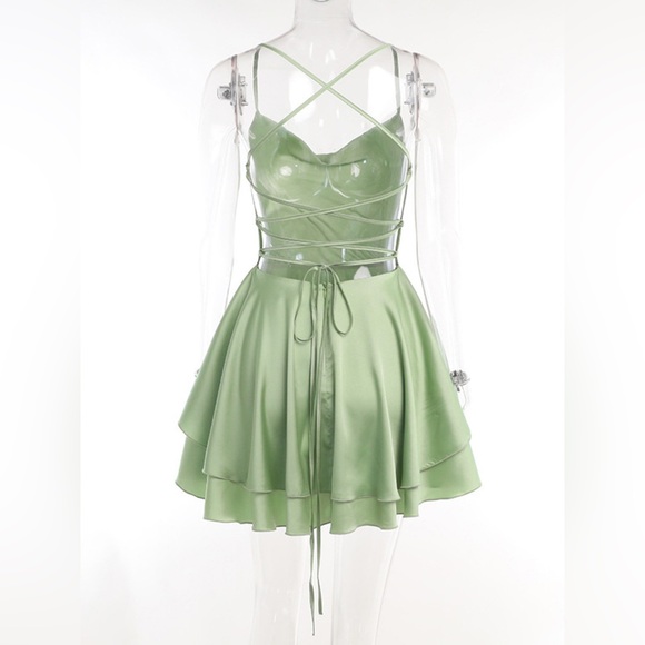 Backless Layered Ruffled Cami Dress - Picture 6 of 8